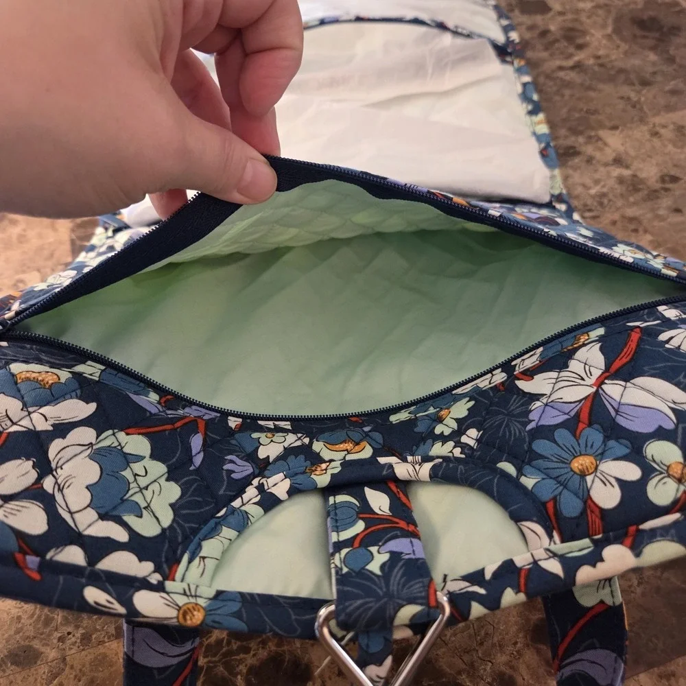 Vera Bradley Hanging Travel Organizer Cosmetic Toiletry Bag Floral Bursts NWT
